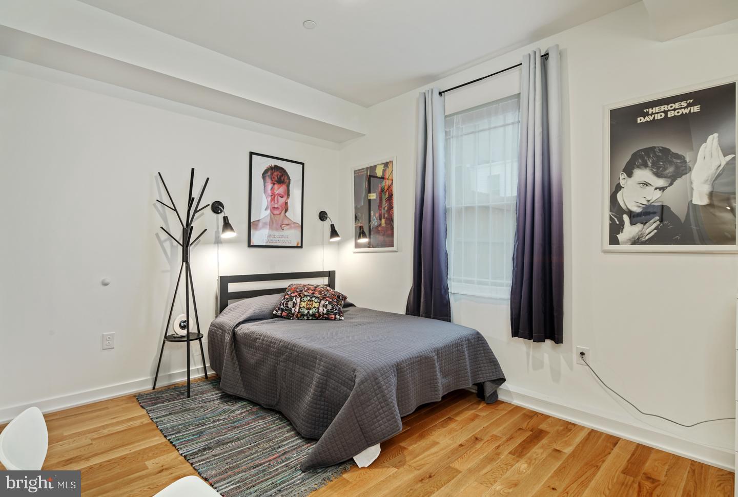 1918 E CUMBERLAND ST #B