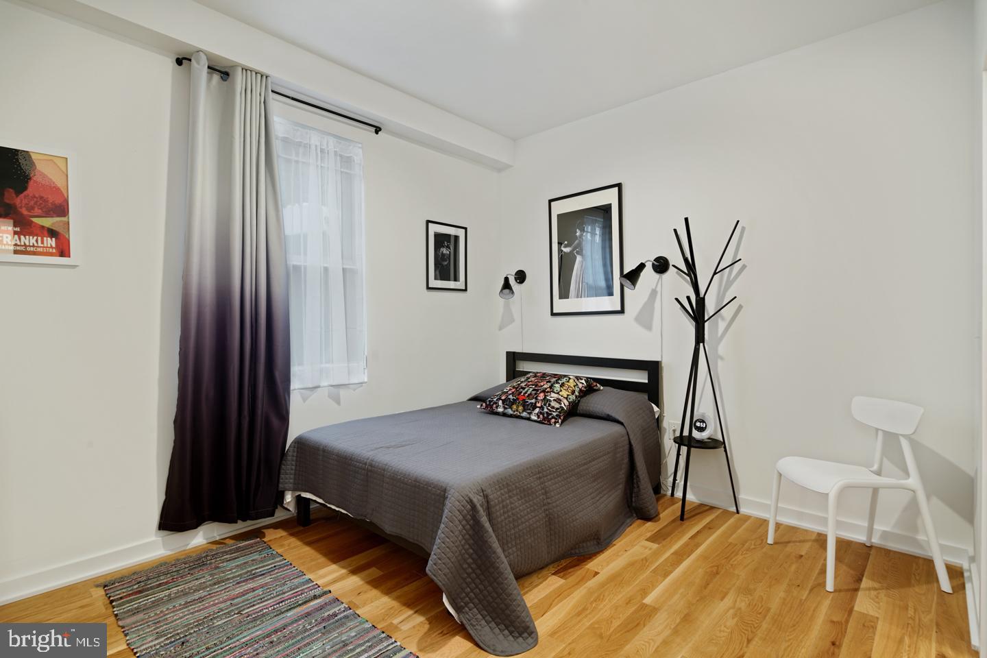 1918 E CUMBERLAND ST #B