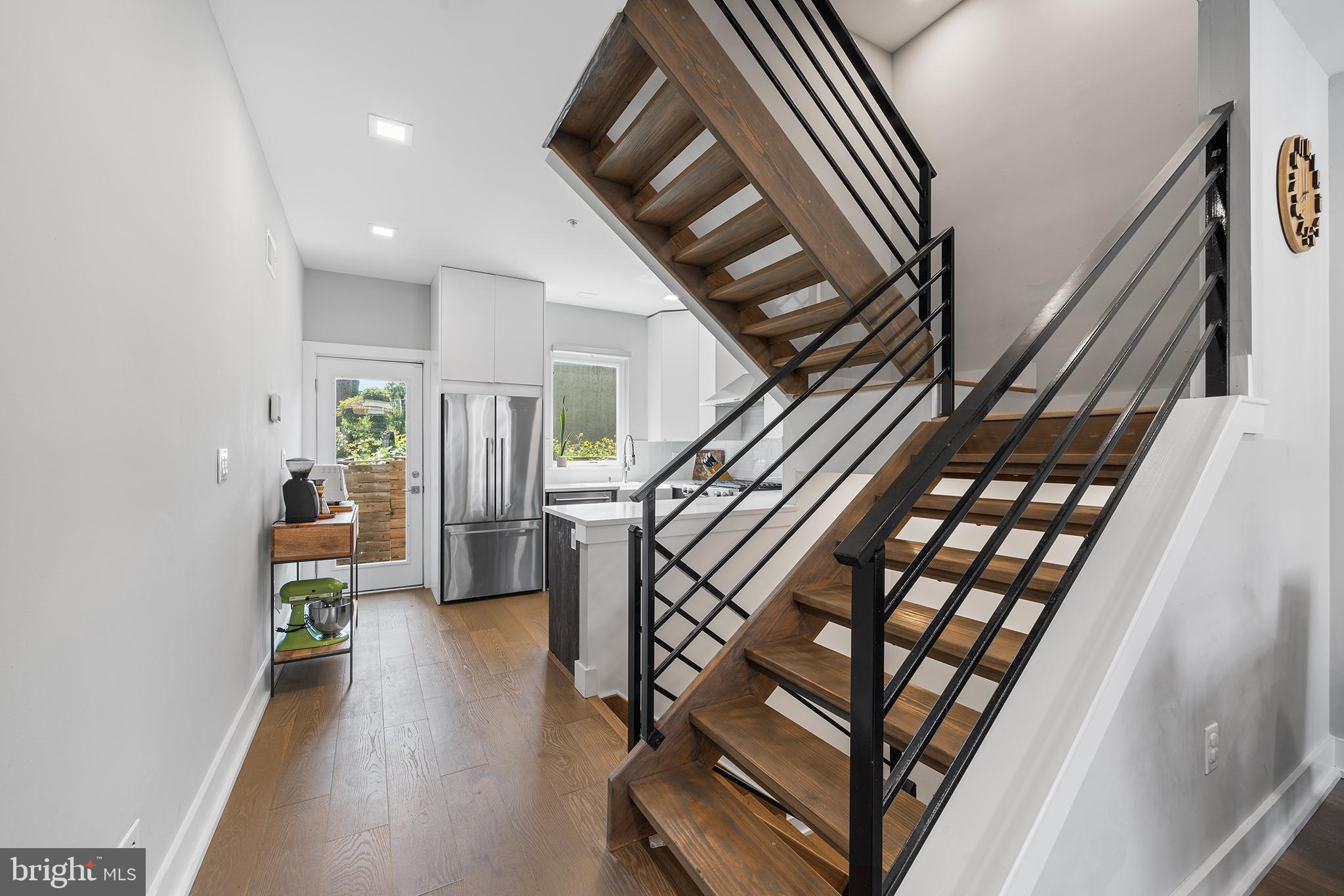 2015 Tulip St