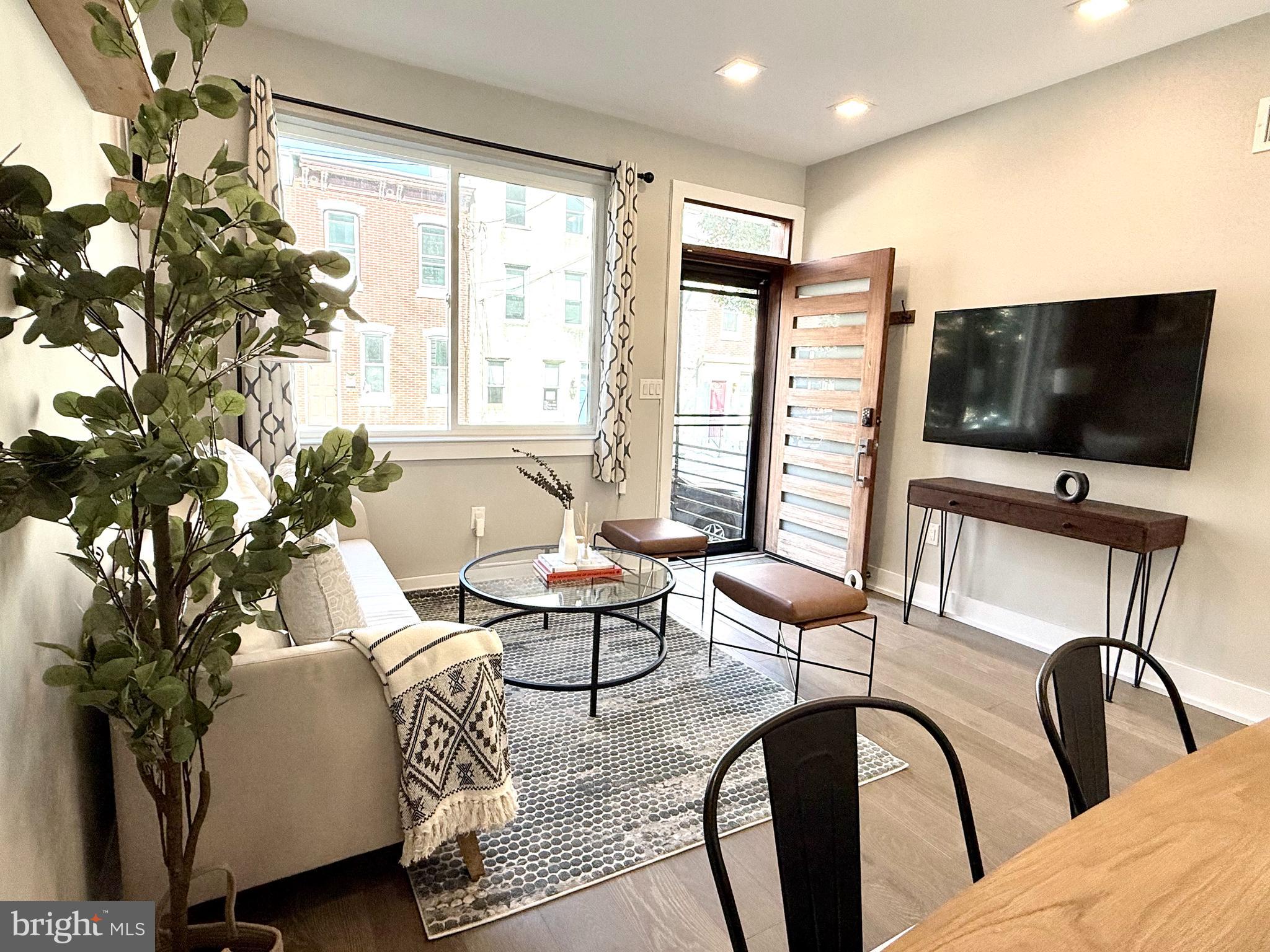 2015 Tulip St