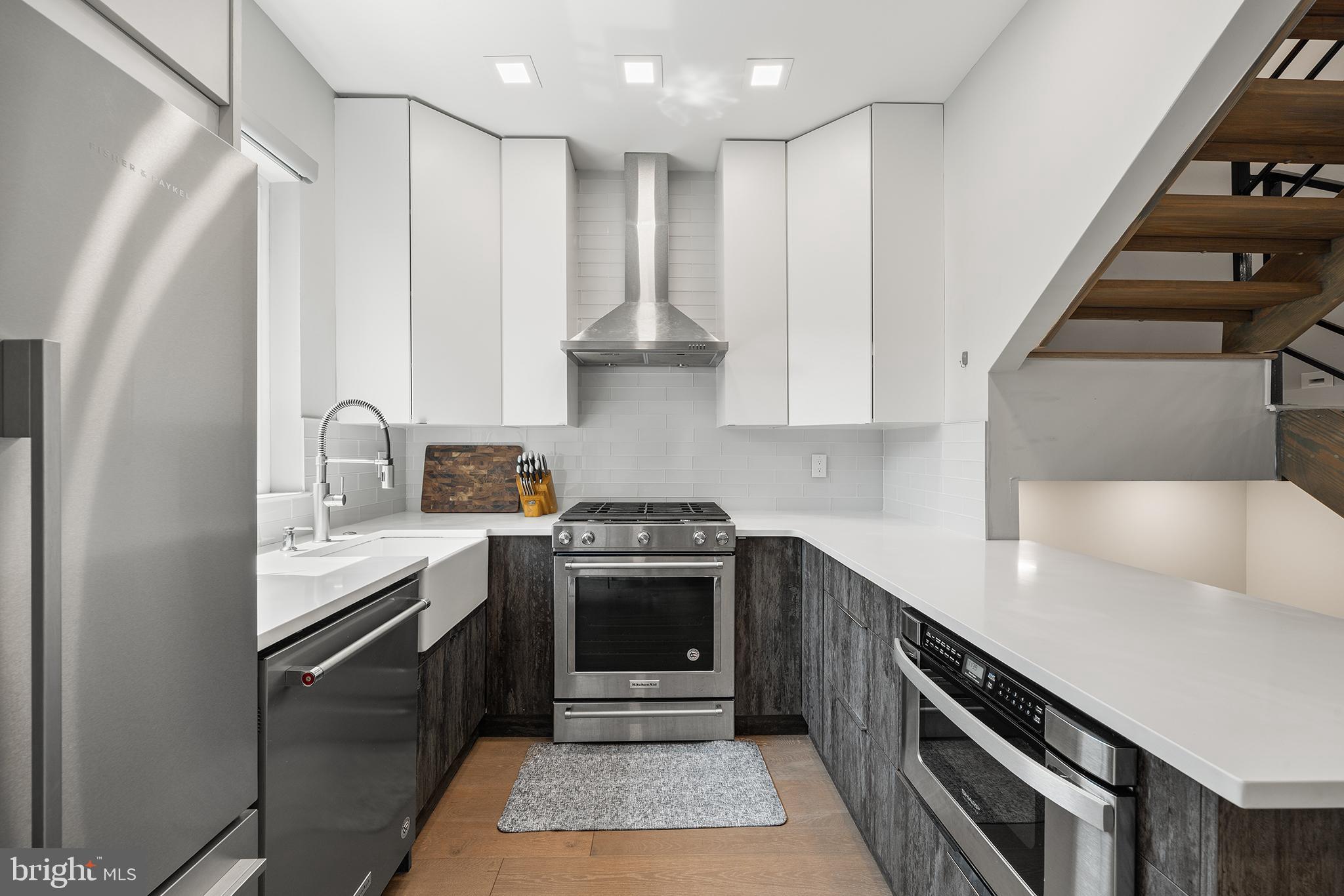 2015 Tulip St