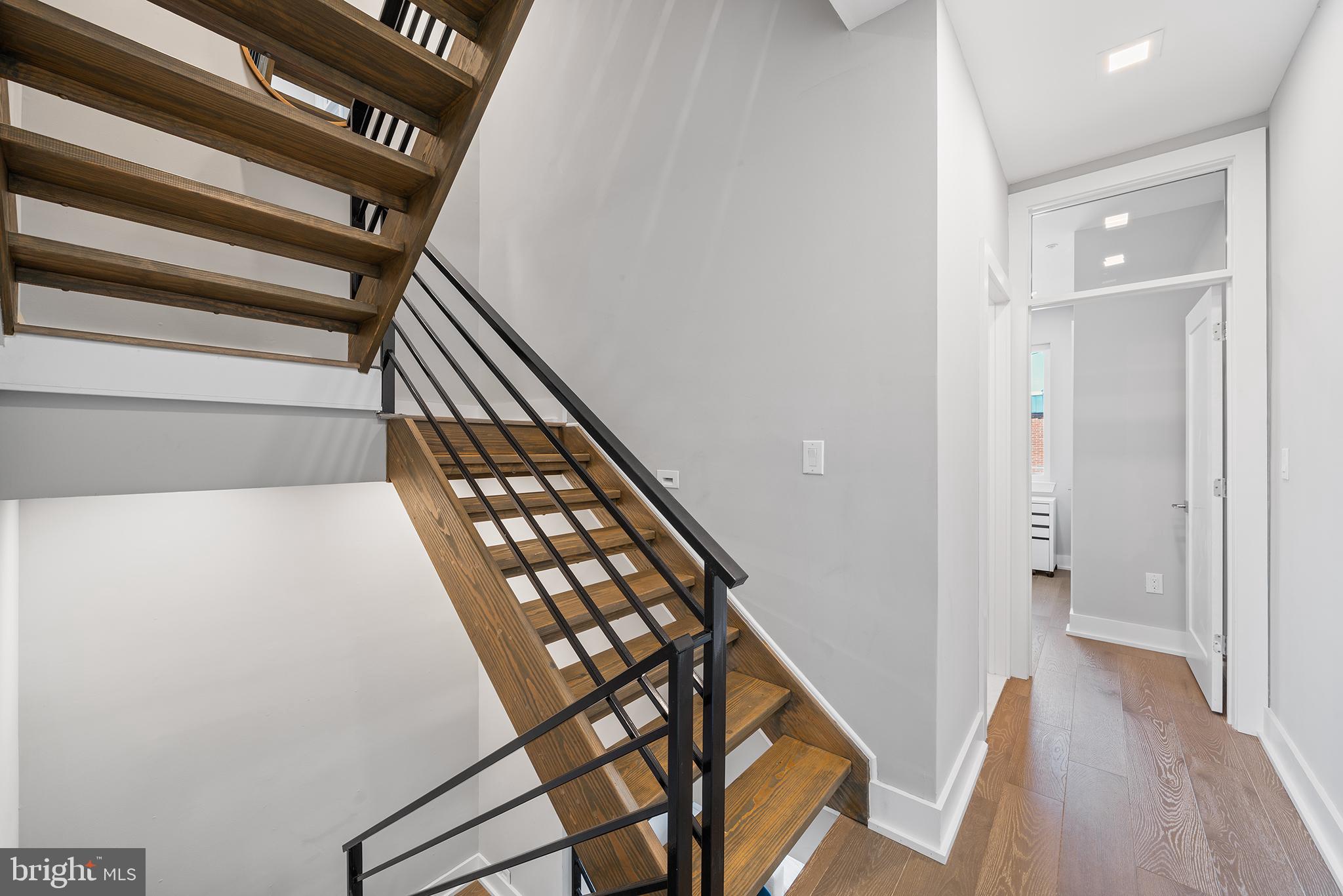 2015 Tulip St