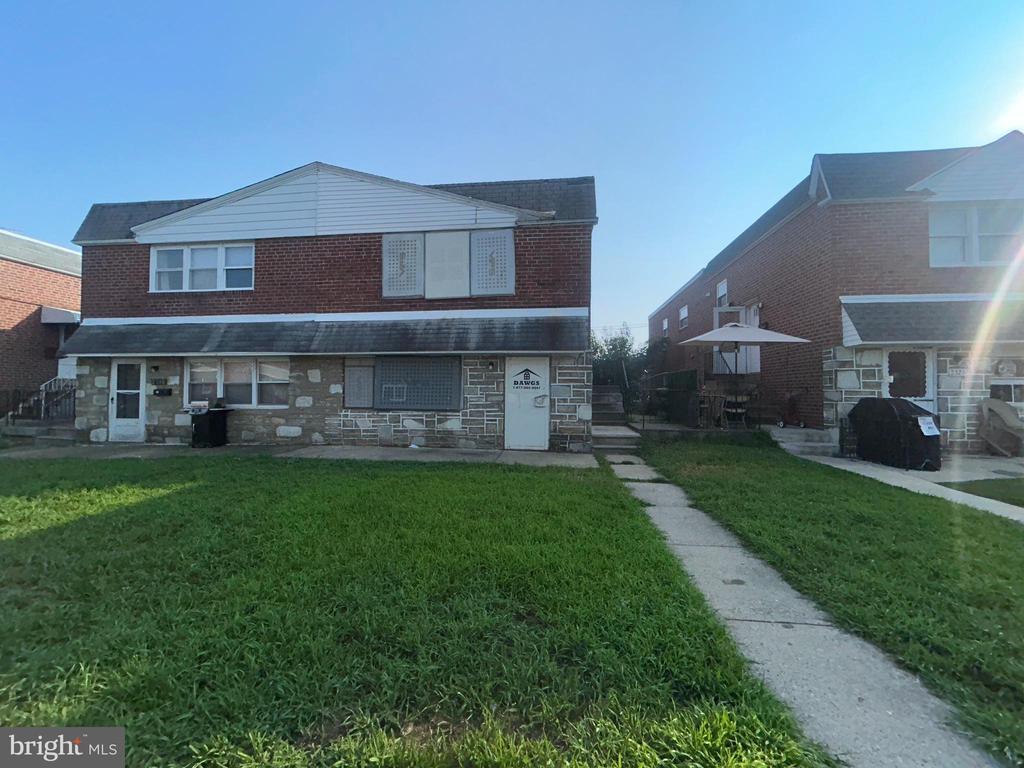 2328 BENSON STREET