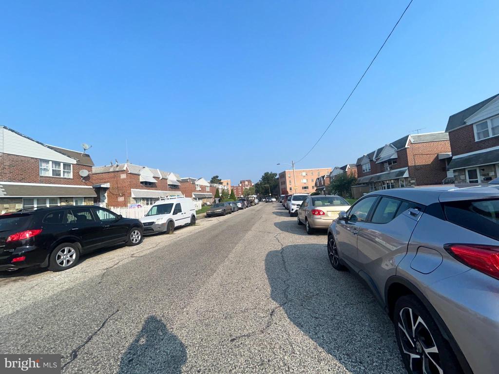 2328 BENSON STREET