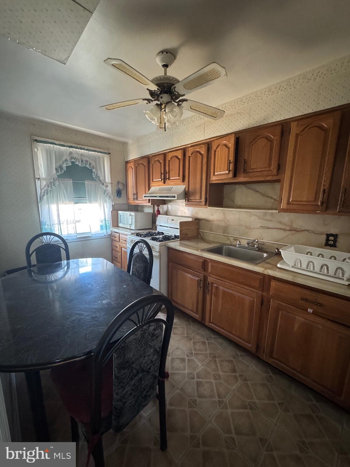 8118 MICHENER AVENUE