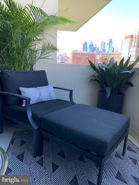 604 S WASHINGTON SQUARE 36 1110