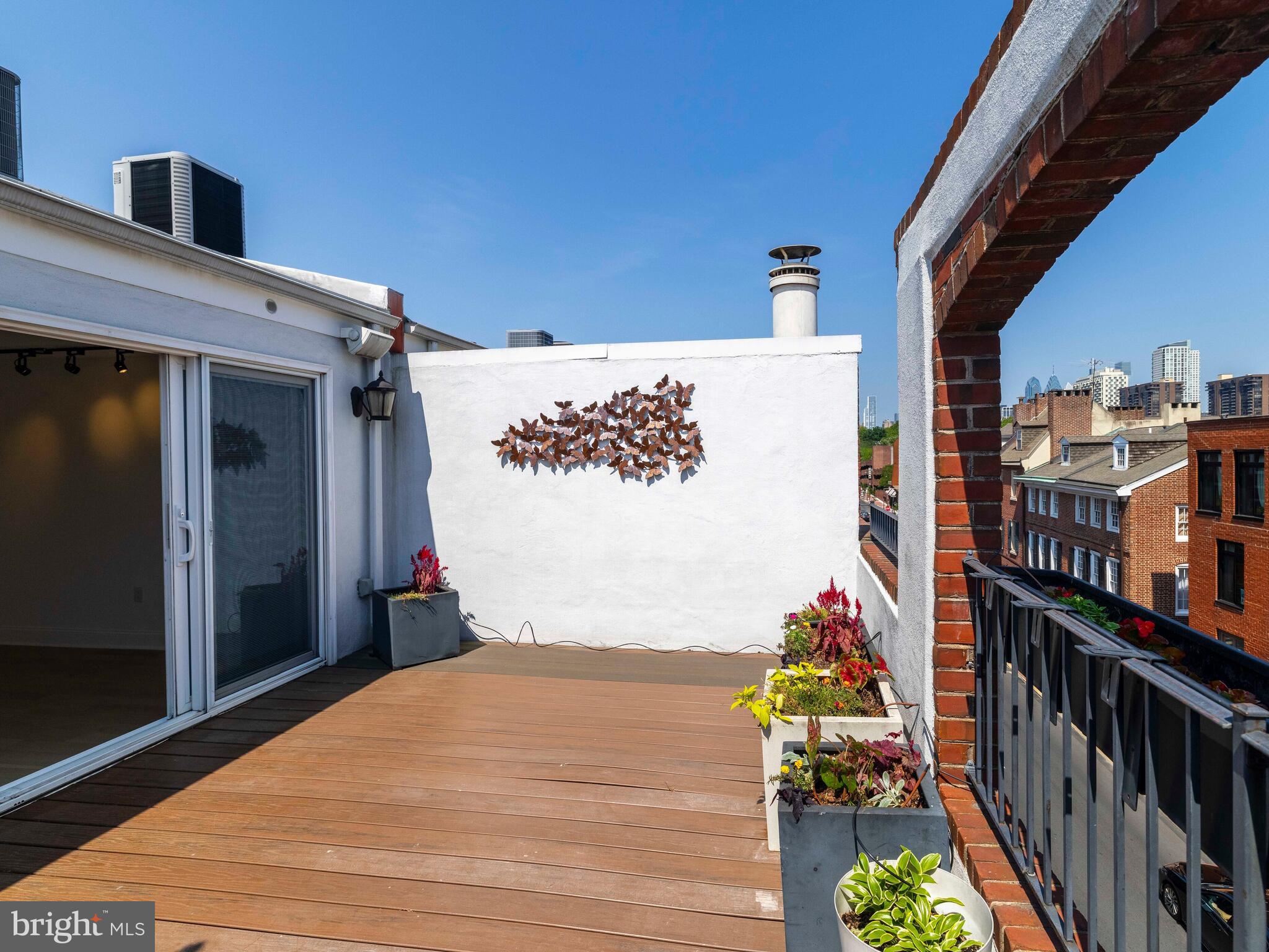 104 LOMBARD STREET