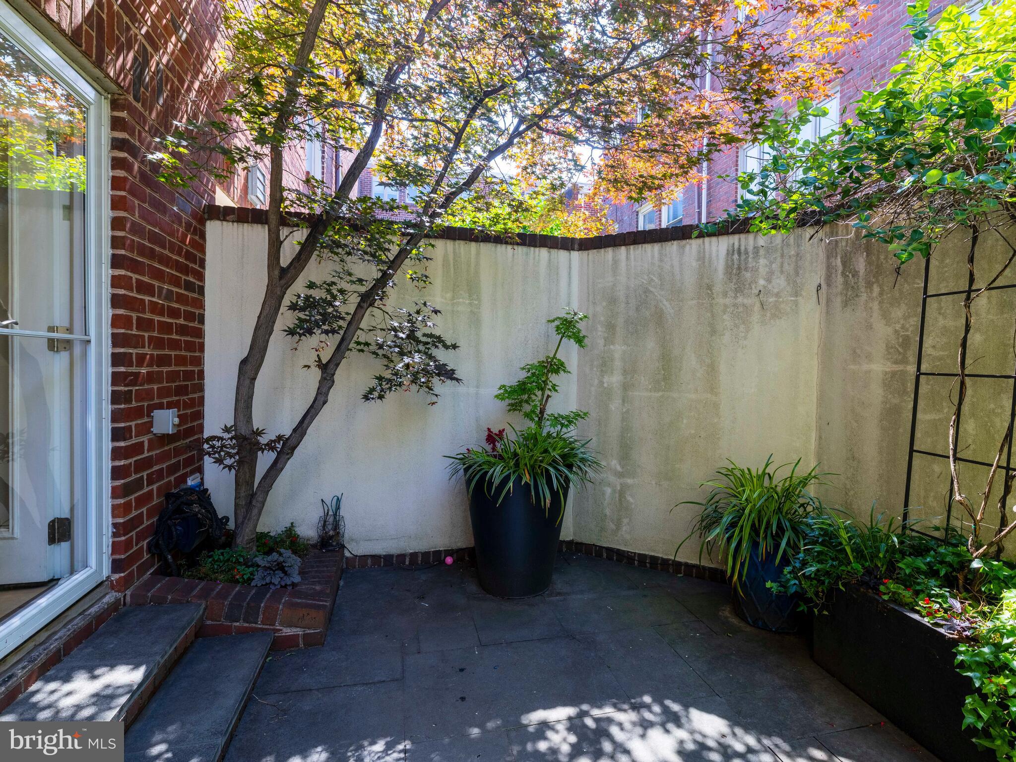 104 LOMBARD STREET
