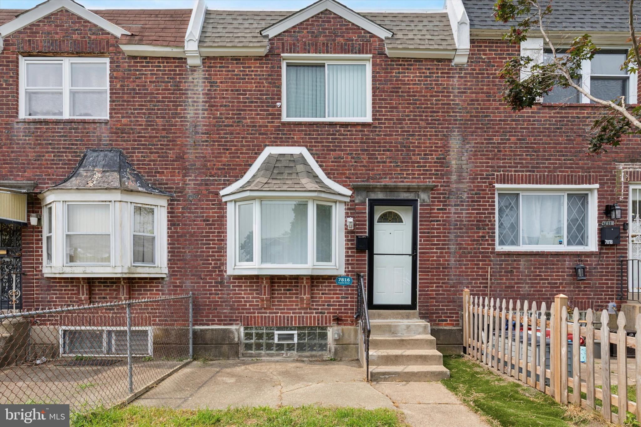 7816 FAYETTE STREET