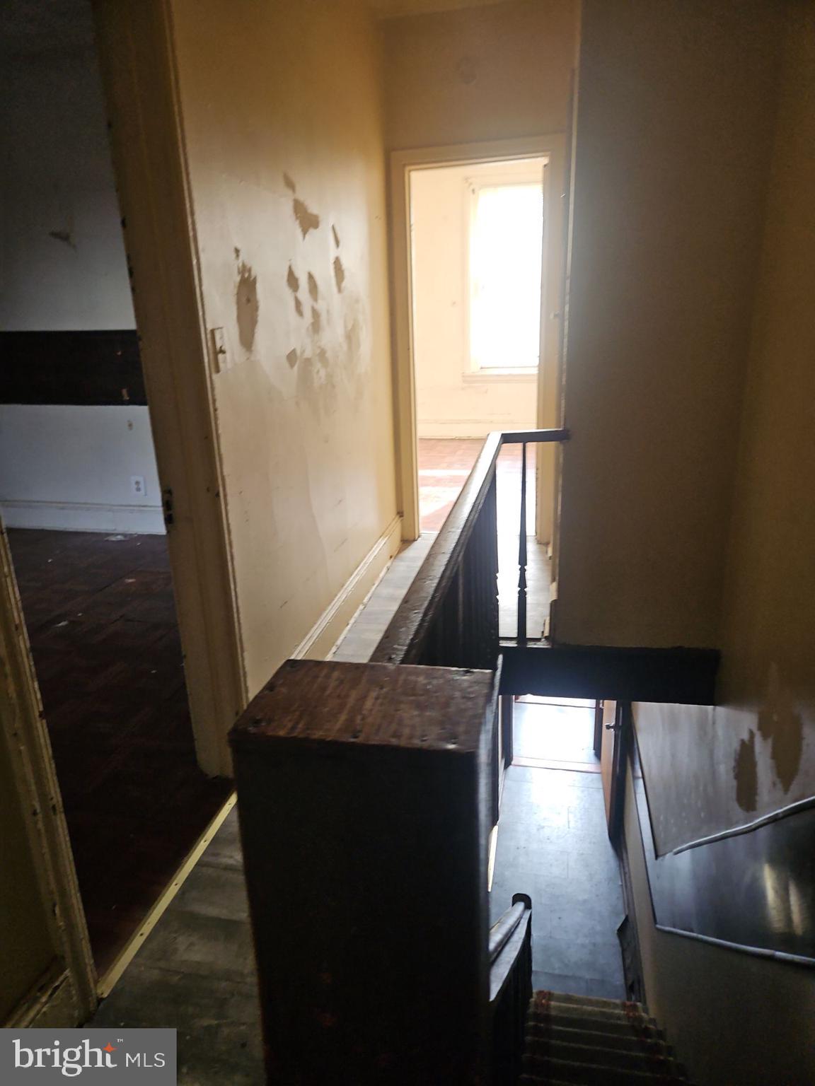 1419 W MAYFIELD STREET