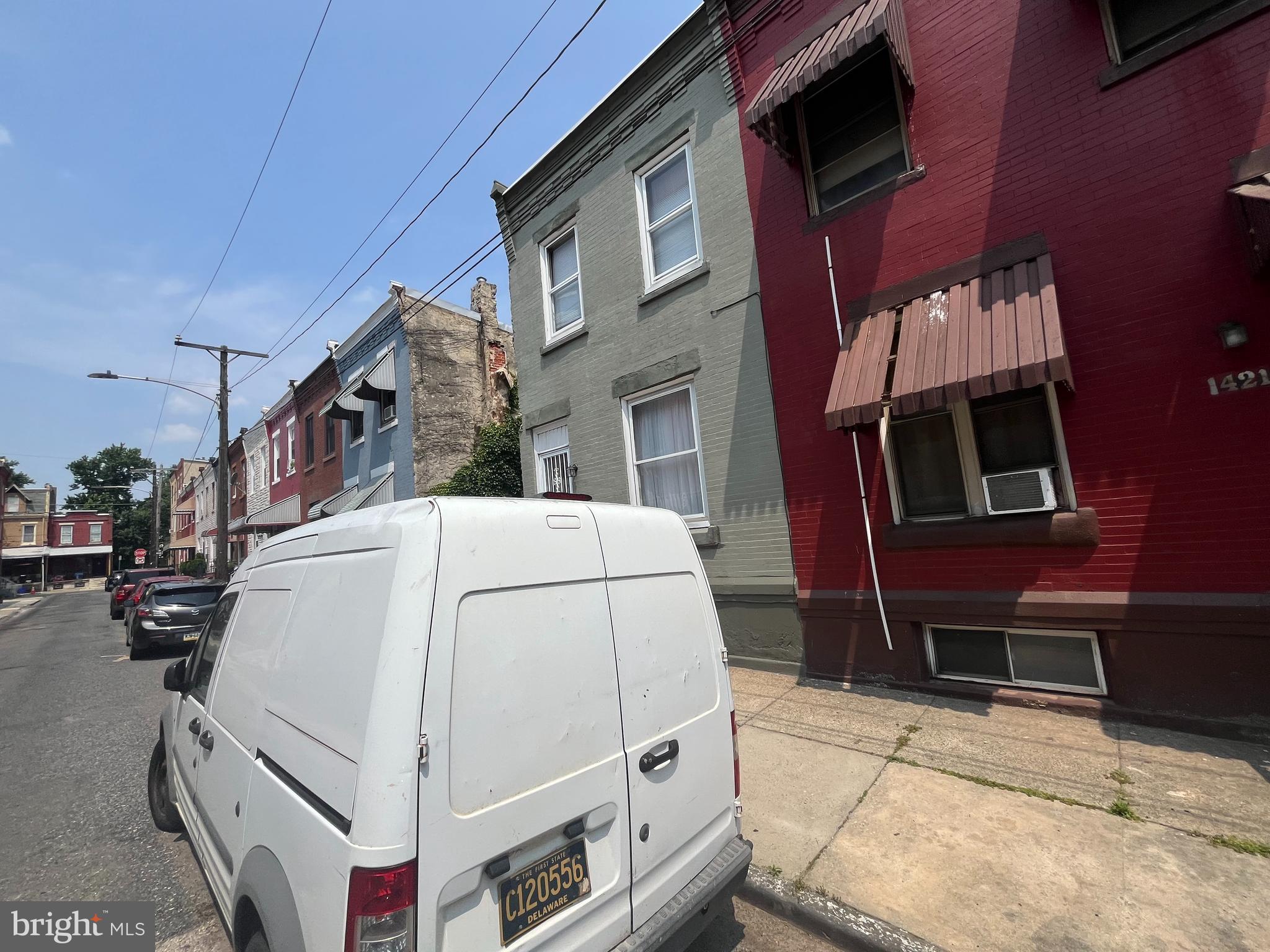 1419 W MAYFIELD STREET