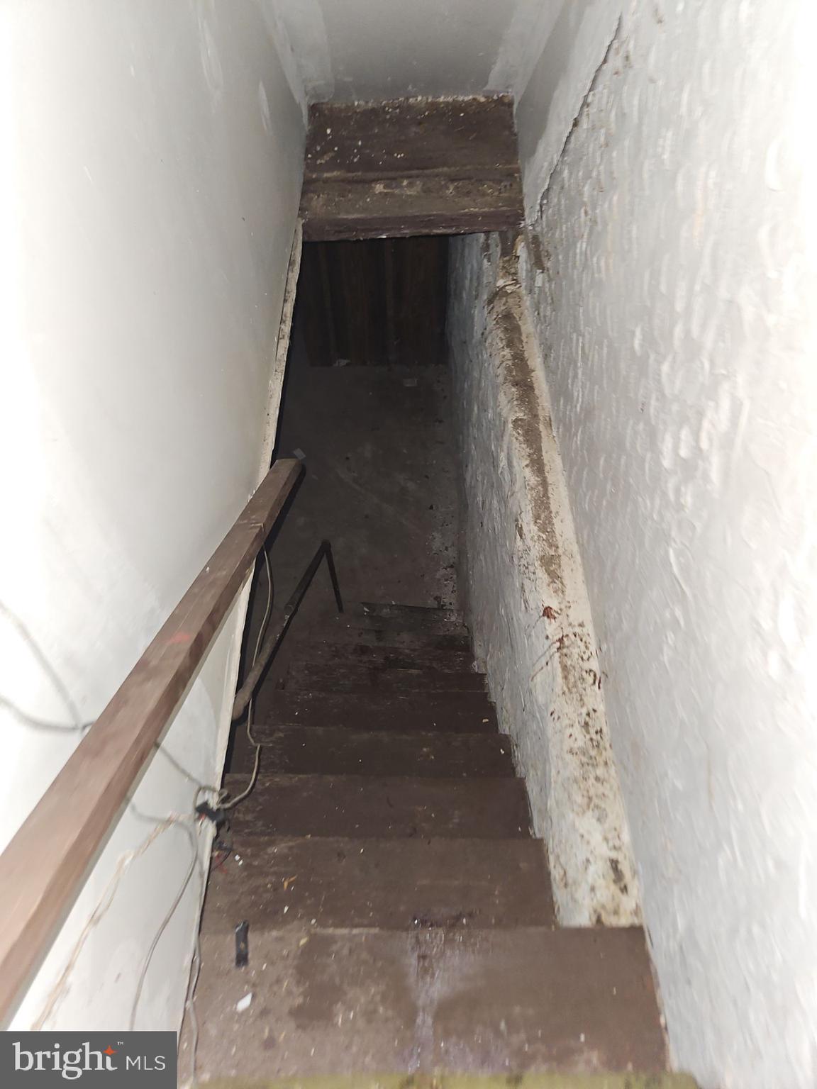 1419 W MAYFIELD STREET