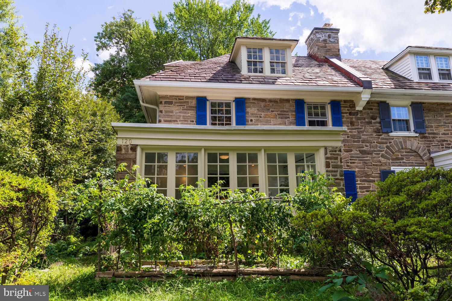 120 W SPRINGFIELD AVENUE