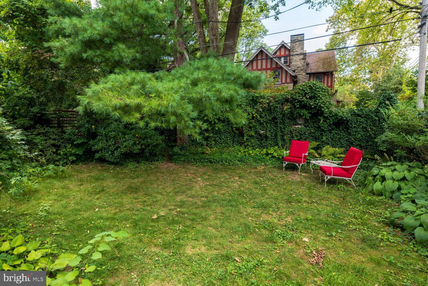 120 W SPRINGFIELD AVENUE