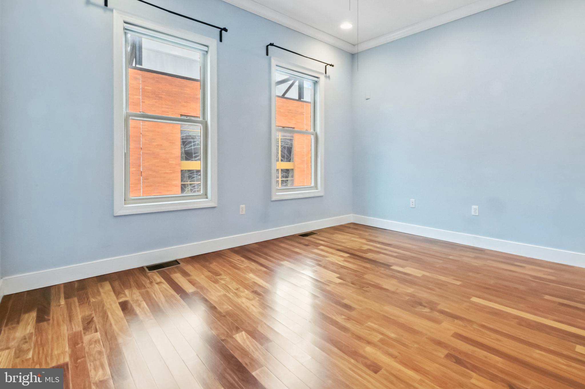 2140 PEMBERTON STREET