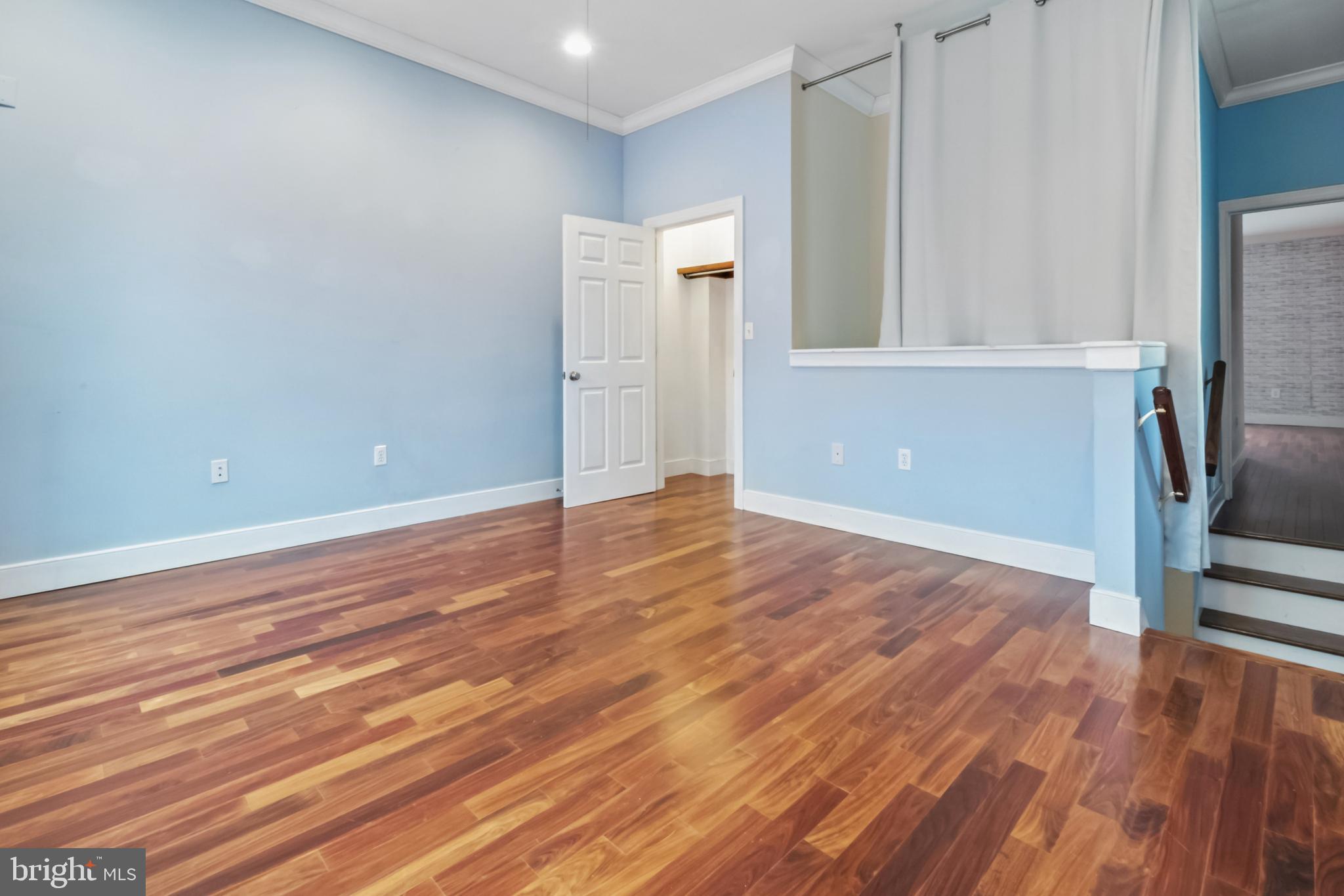 2140 PEMBERTON STREET