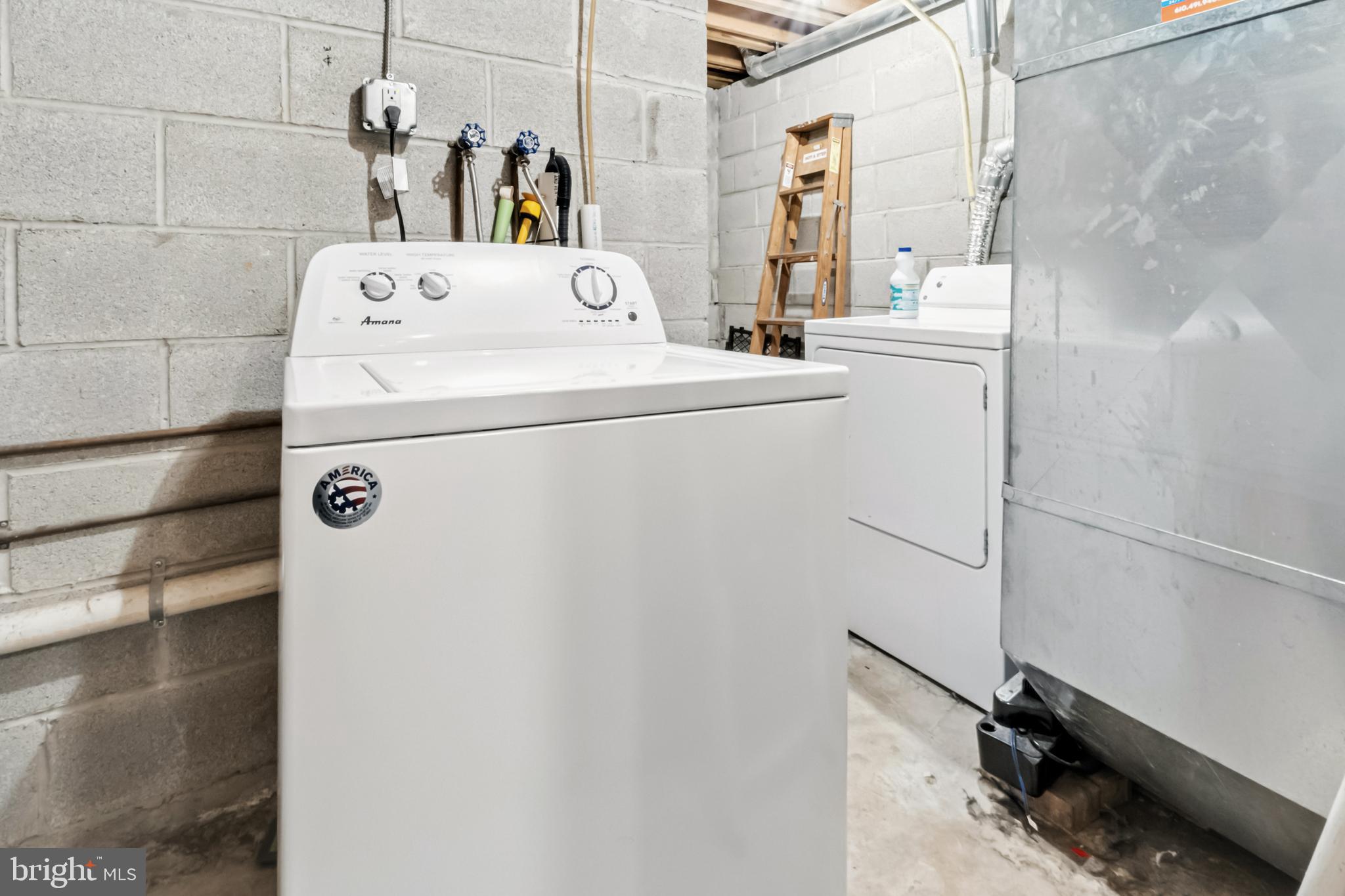 2140 PEMBERTON STREET