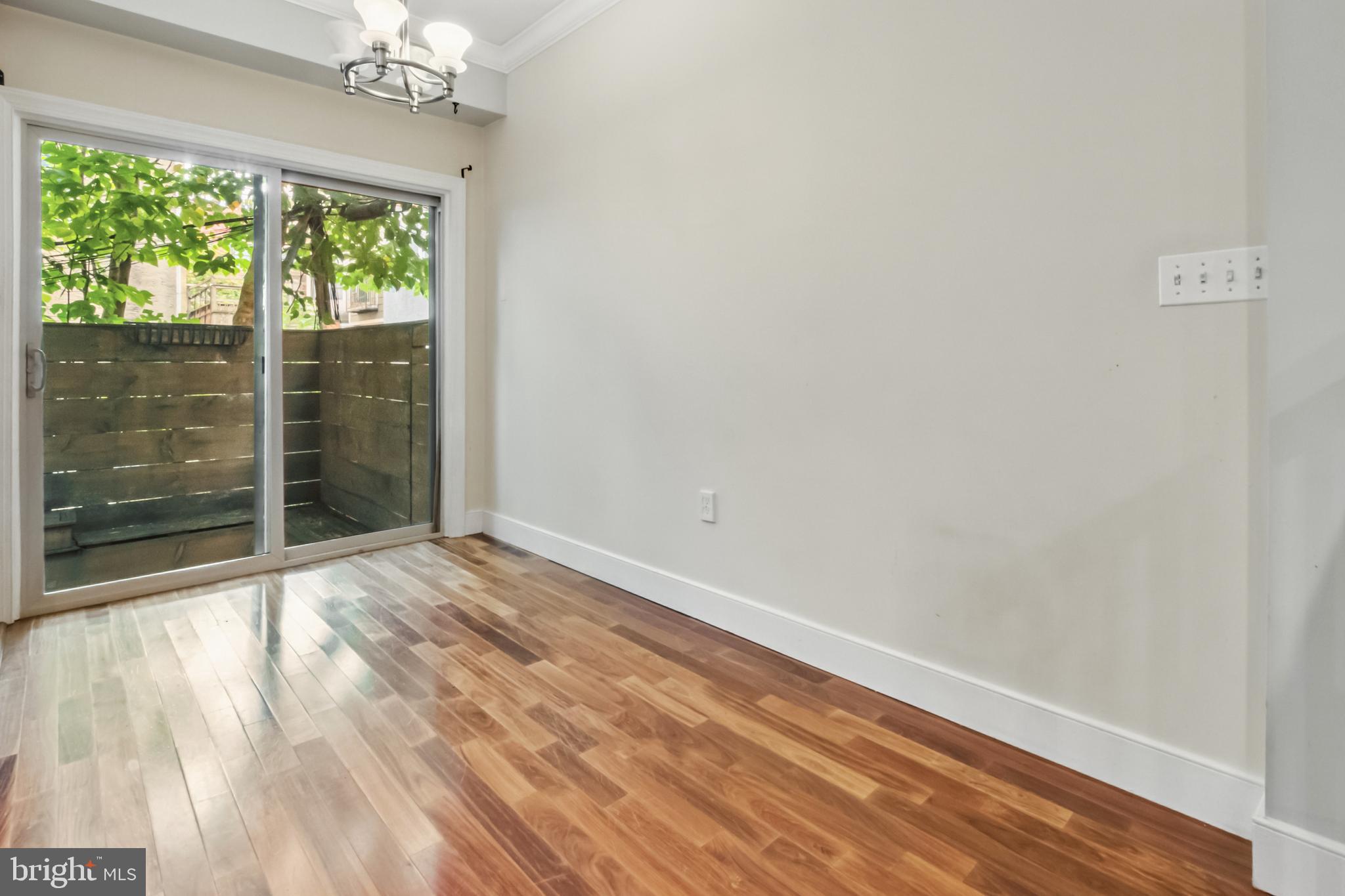 2140 PEMBERTON STREET