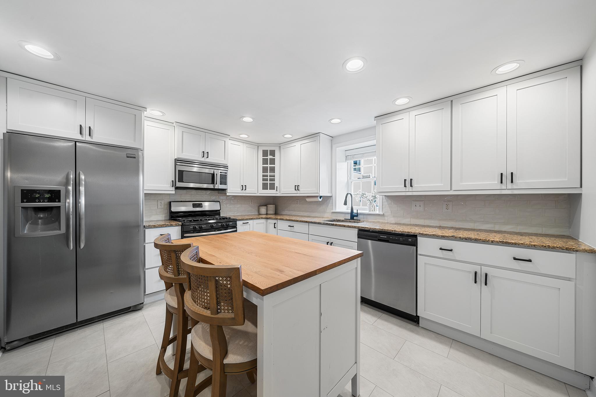 177 LEVERING STREET