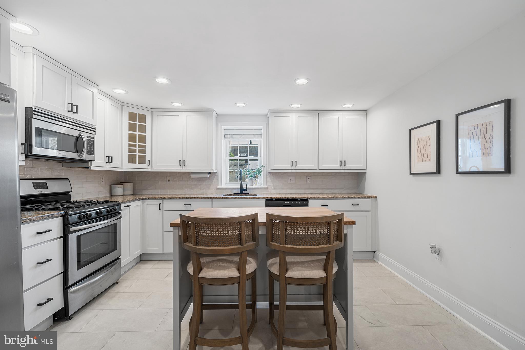 177 LEVERING STREET