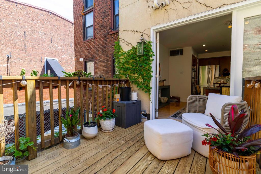 144 N 3RD STREET 46 C