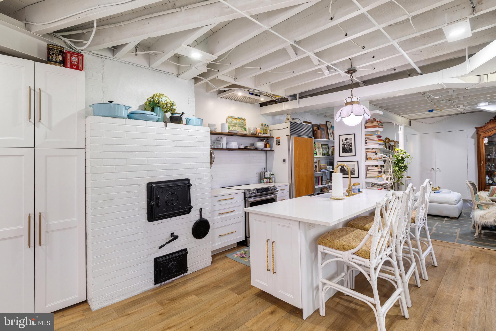 4145 TIMBER LANE