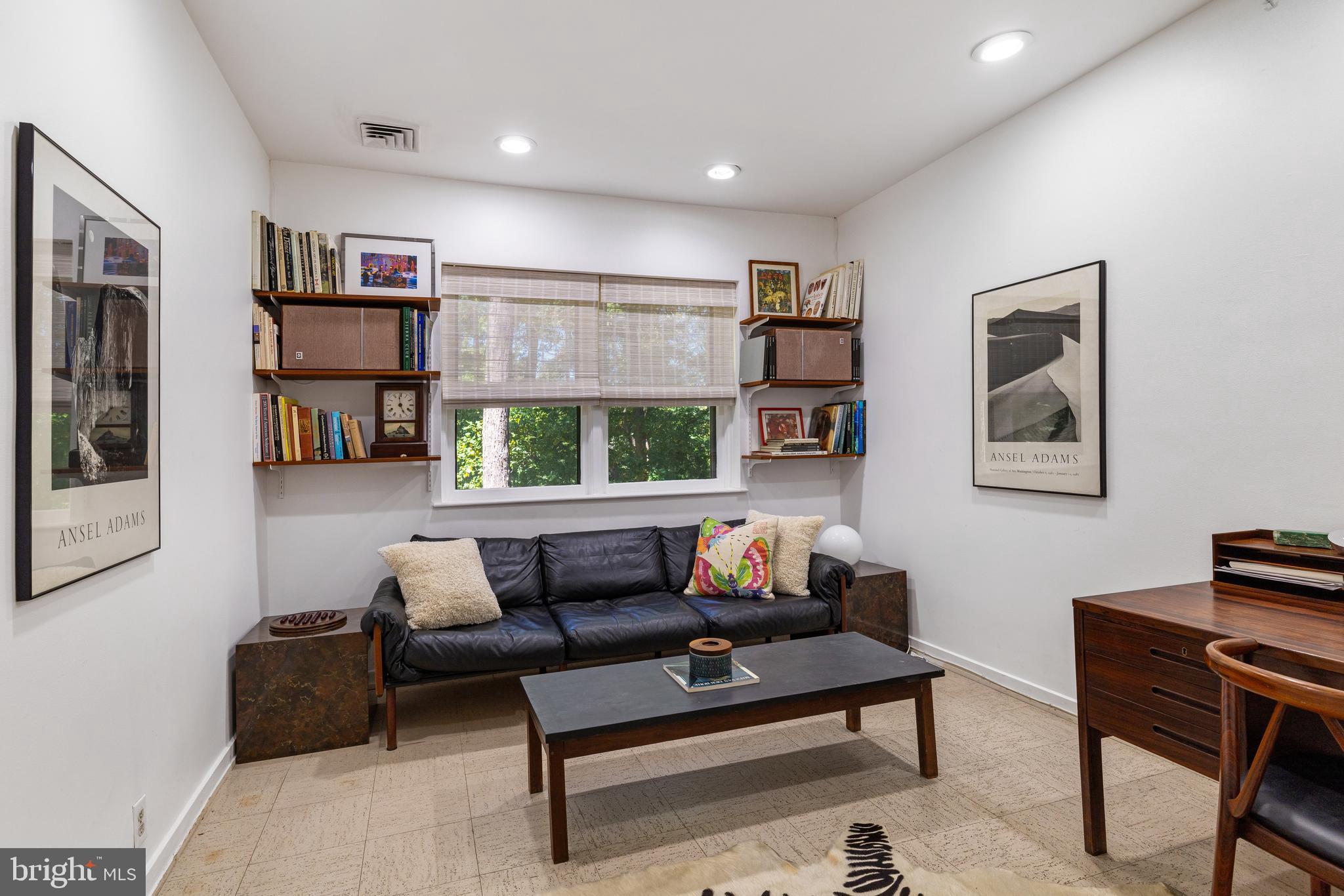 4145 TIMBER LANE