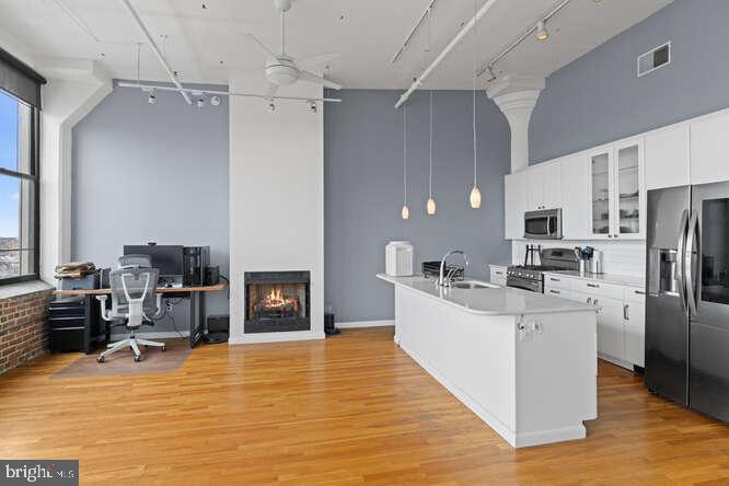 314 N 12TH STREET 22 1004