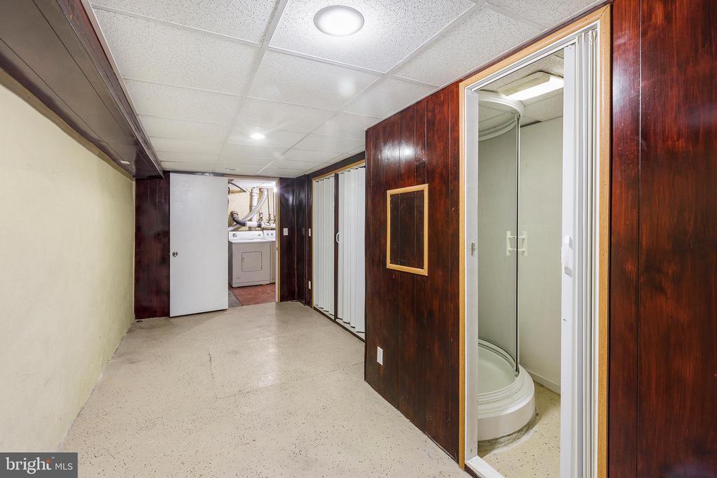 1111 DAY STREET