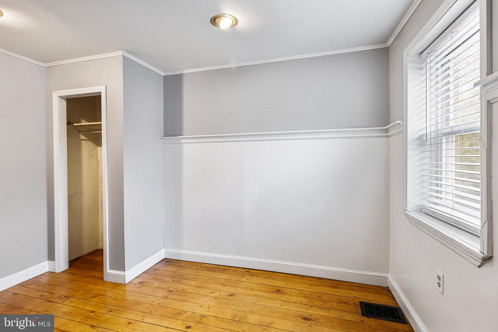 1111 DAY STREET