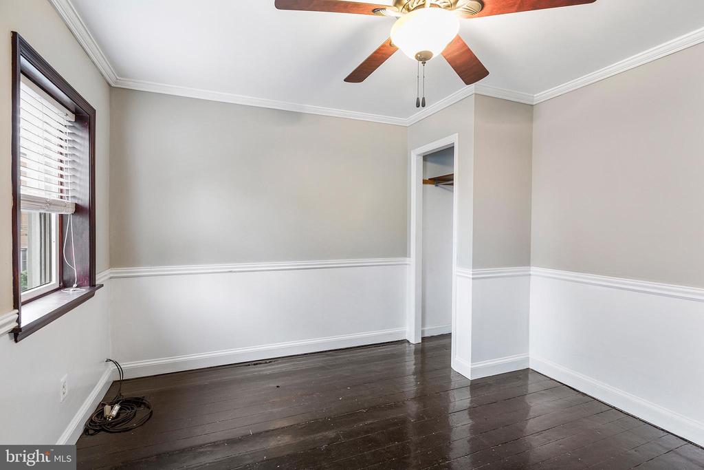 1111 DAY STREET