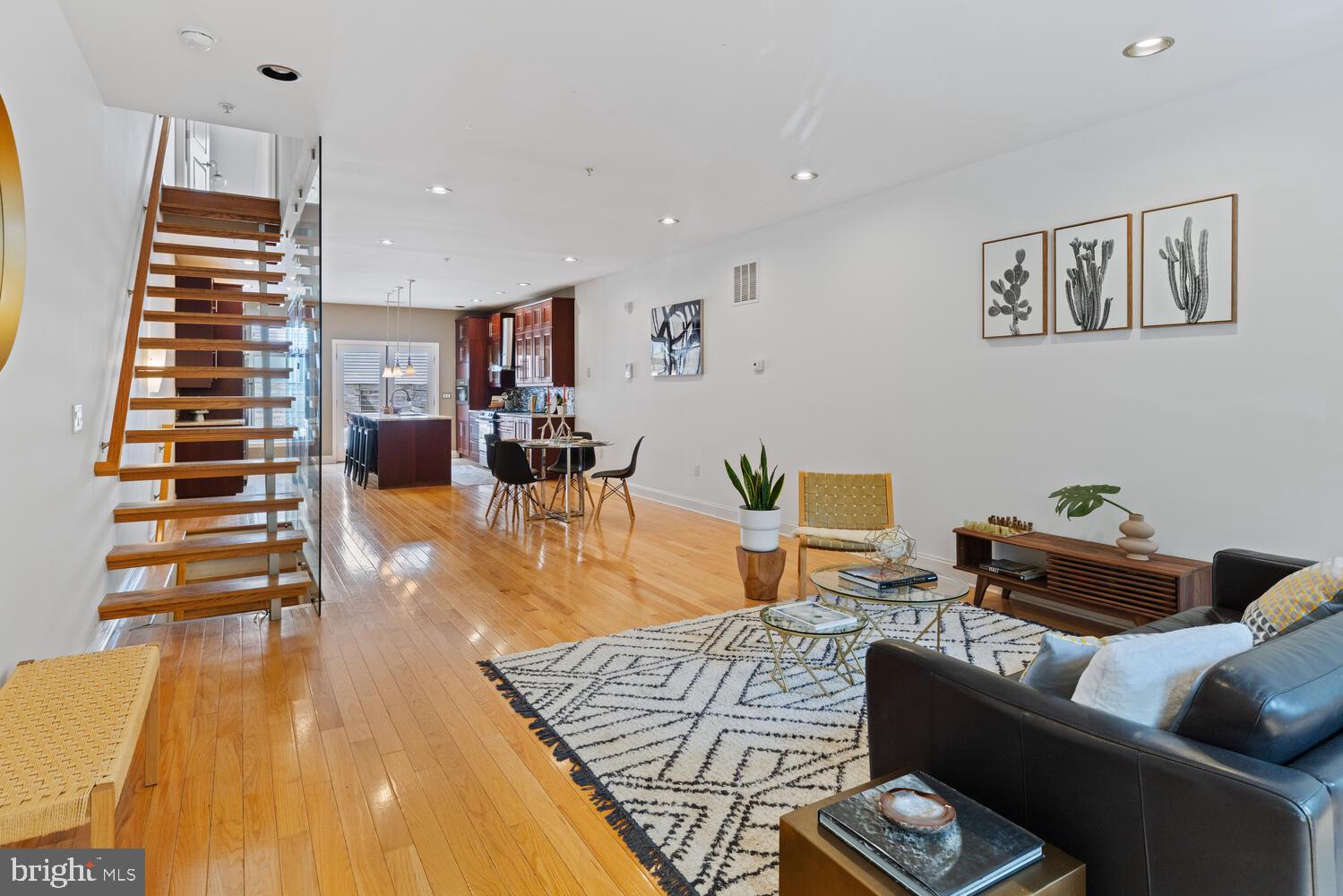 1820 FRANKFORD AVENUE