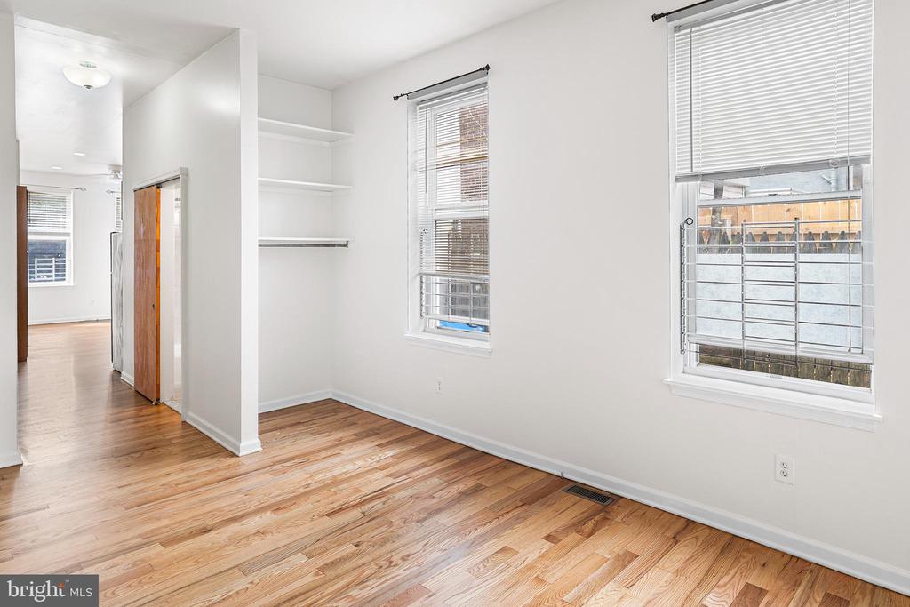 2065 E CLEARFIELD STREET 1ST FLOOR