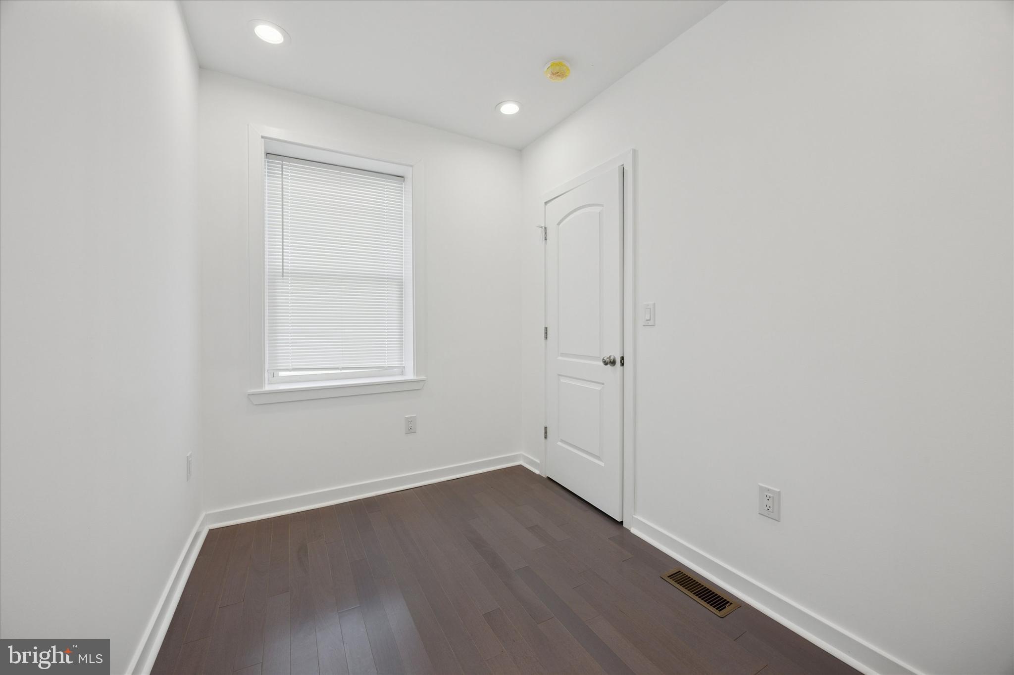1406 S 28TH STREET