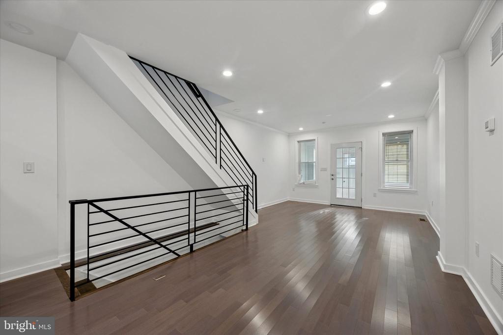 1406 S 28TH STREET