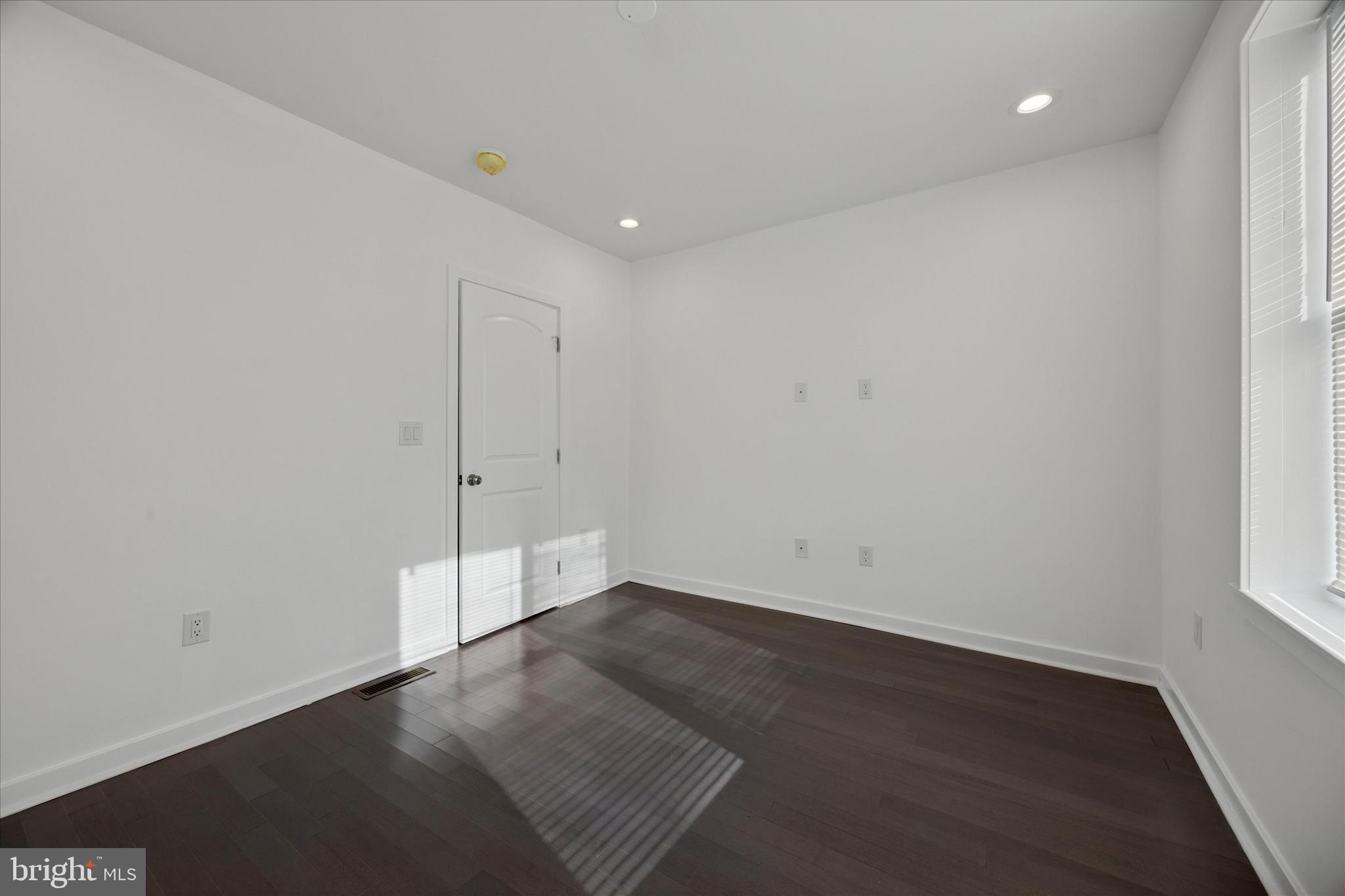 1406 S 28TH STREET