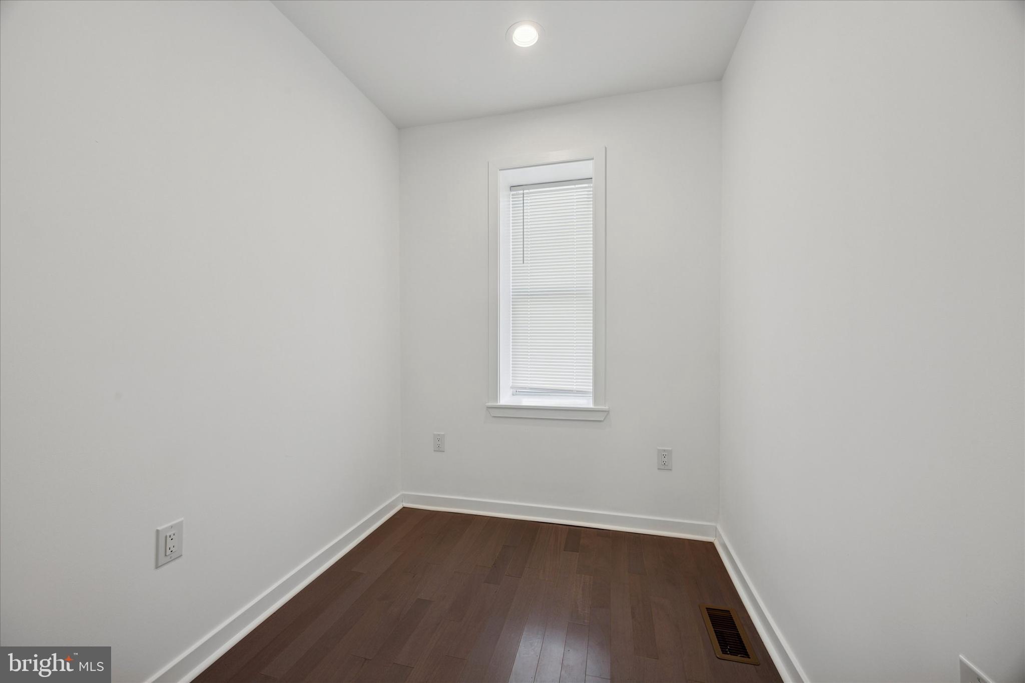 1406 S 28TH STREET