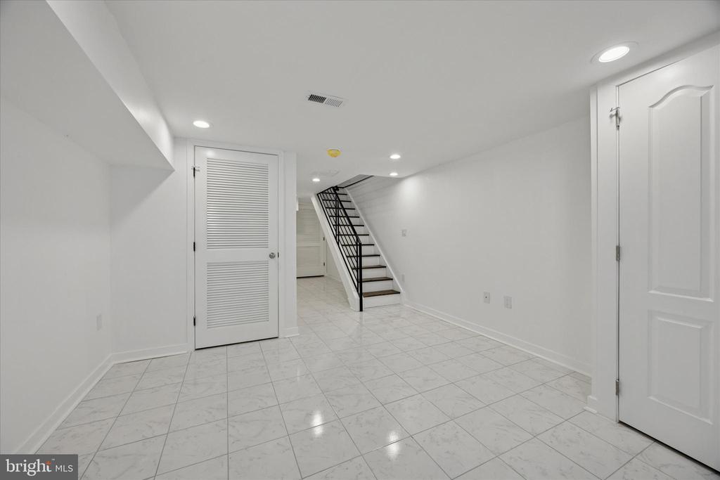 1406 S 28TH STREET