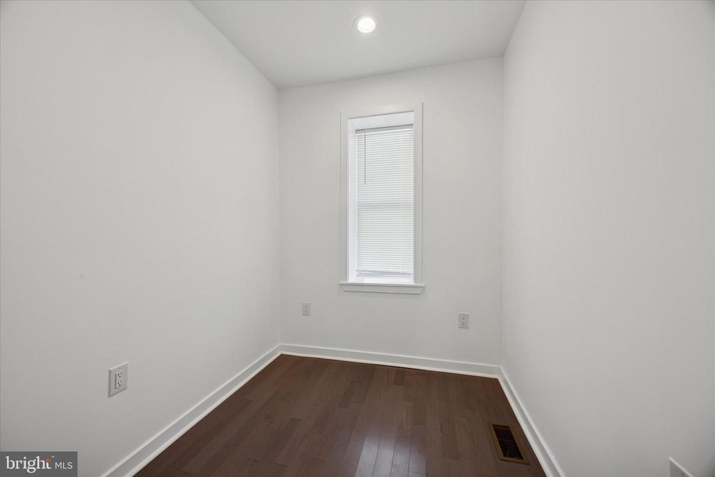 1406 S 28TH STREET