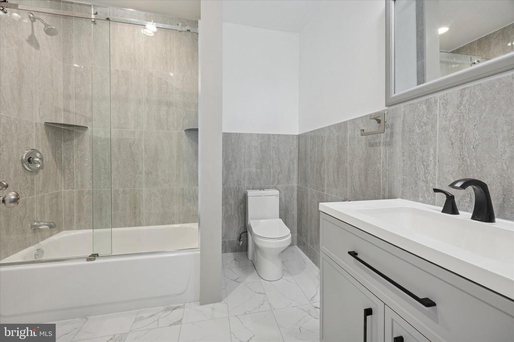 1406 S 28TH STREET