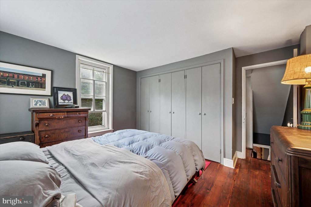 125 W PENN STREET