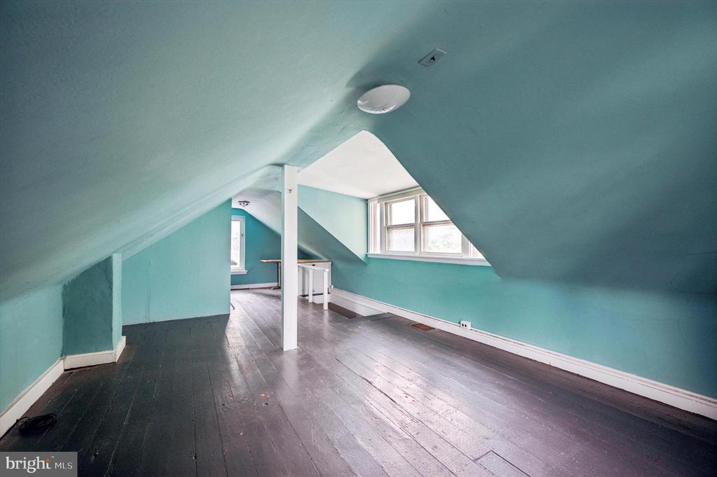 125 W PENN STREET
