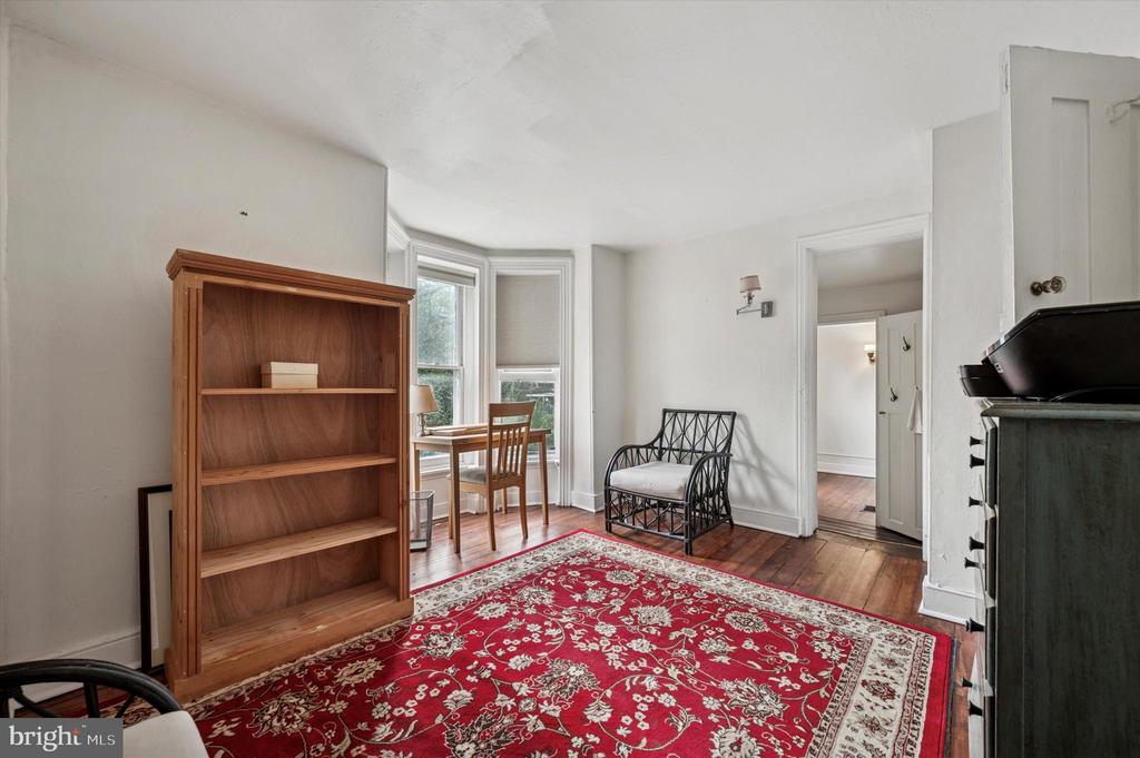 125 W PENN STREET
