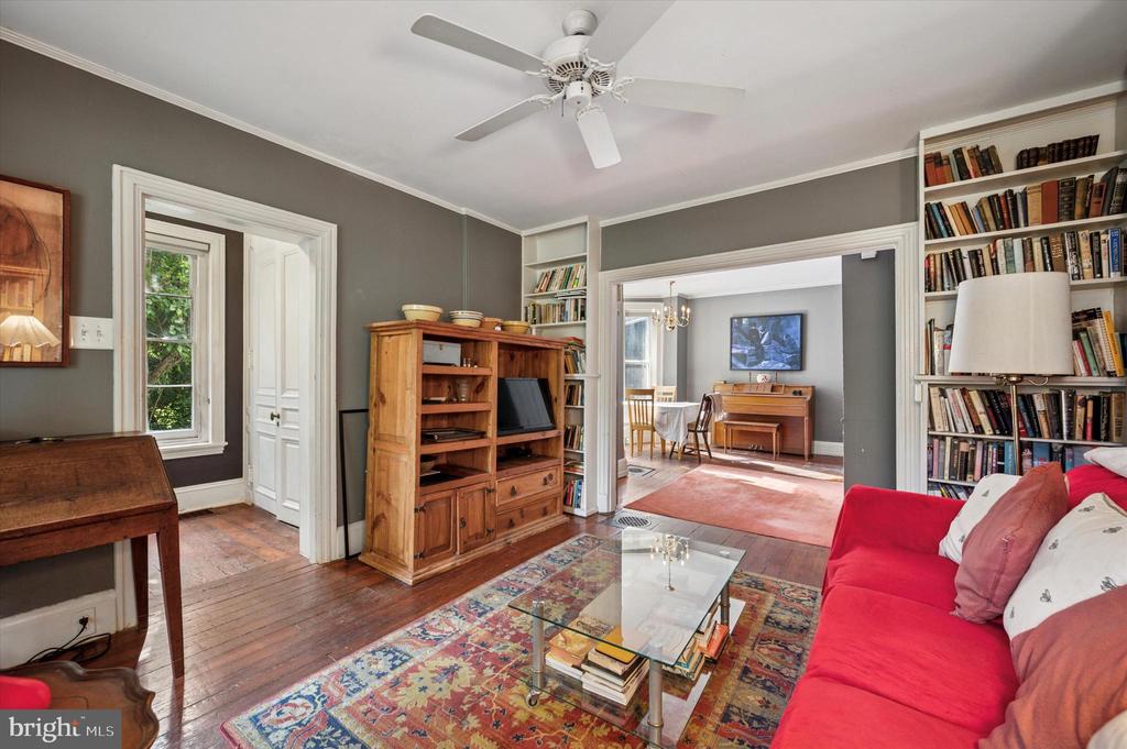 125 W PENN STREET