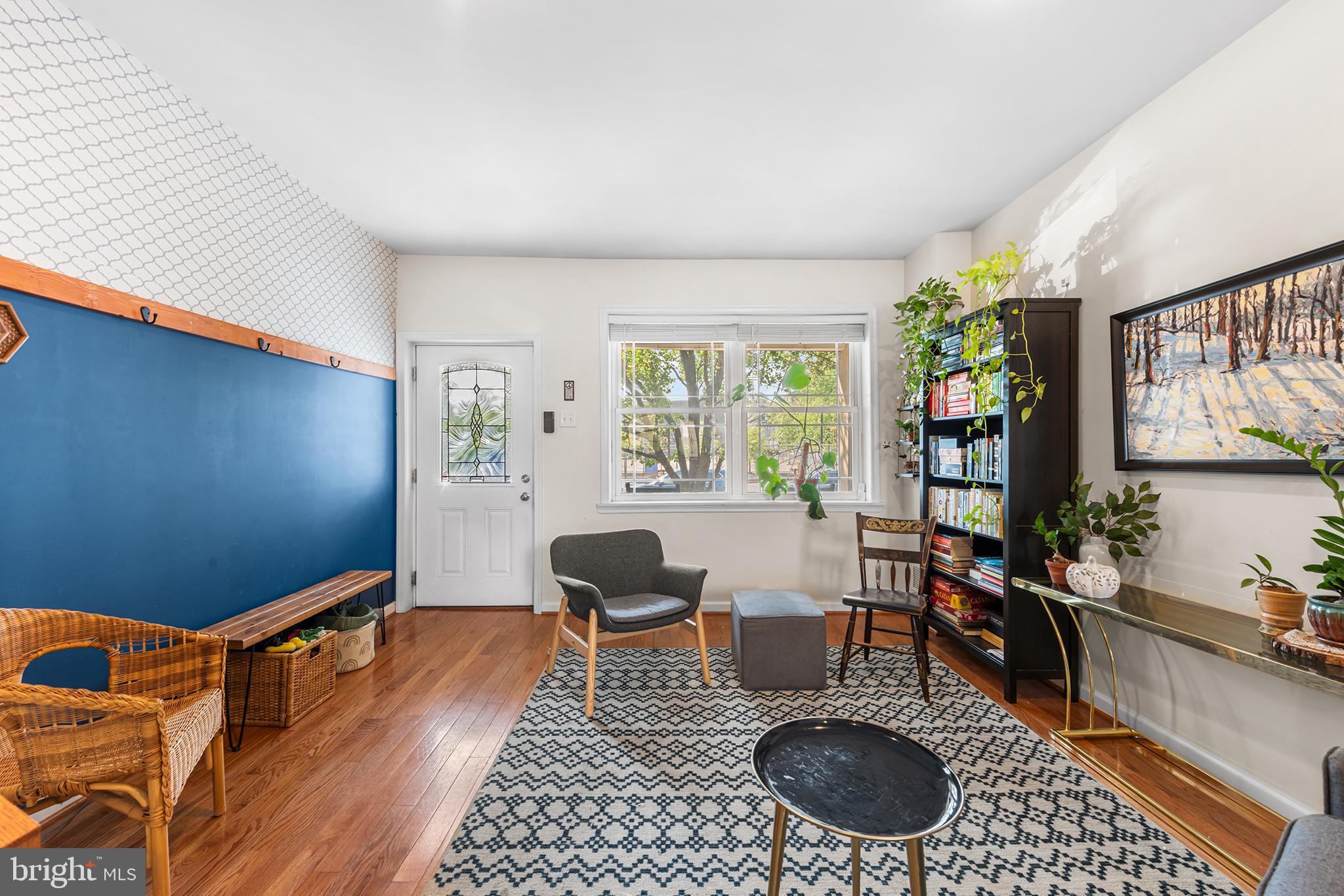 2605 E WESTMORELAND STREET