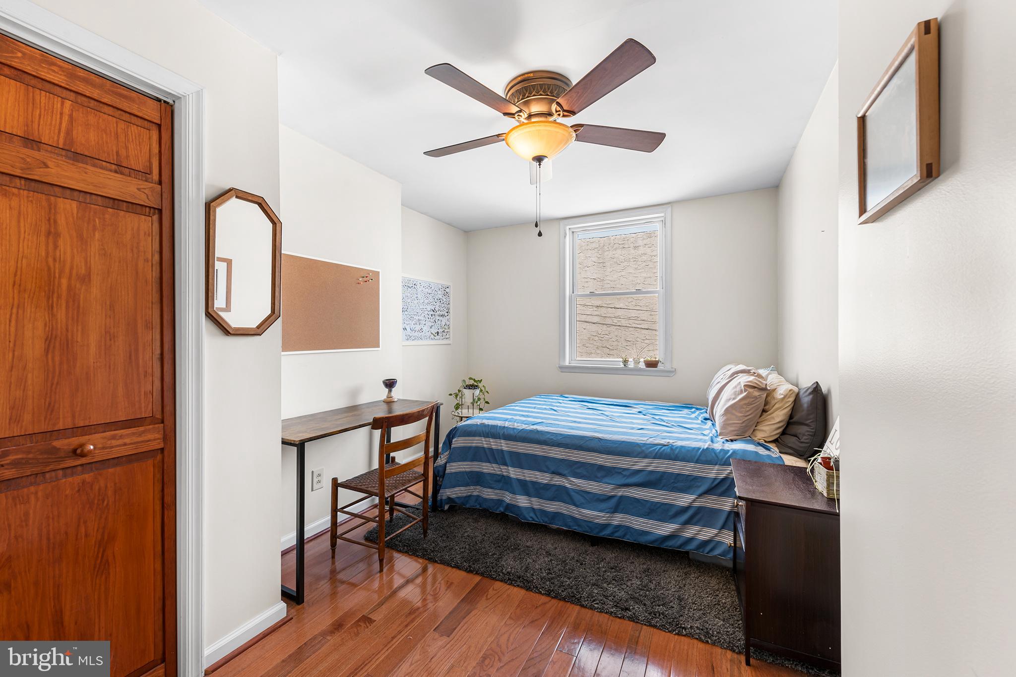 2605 E WESTMORELAND STREET