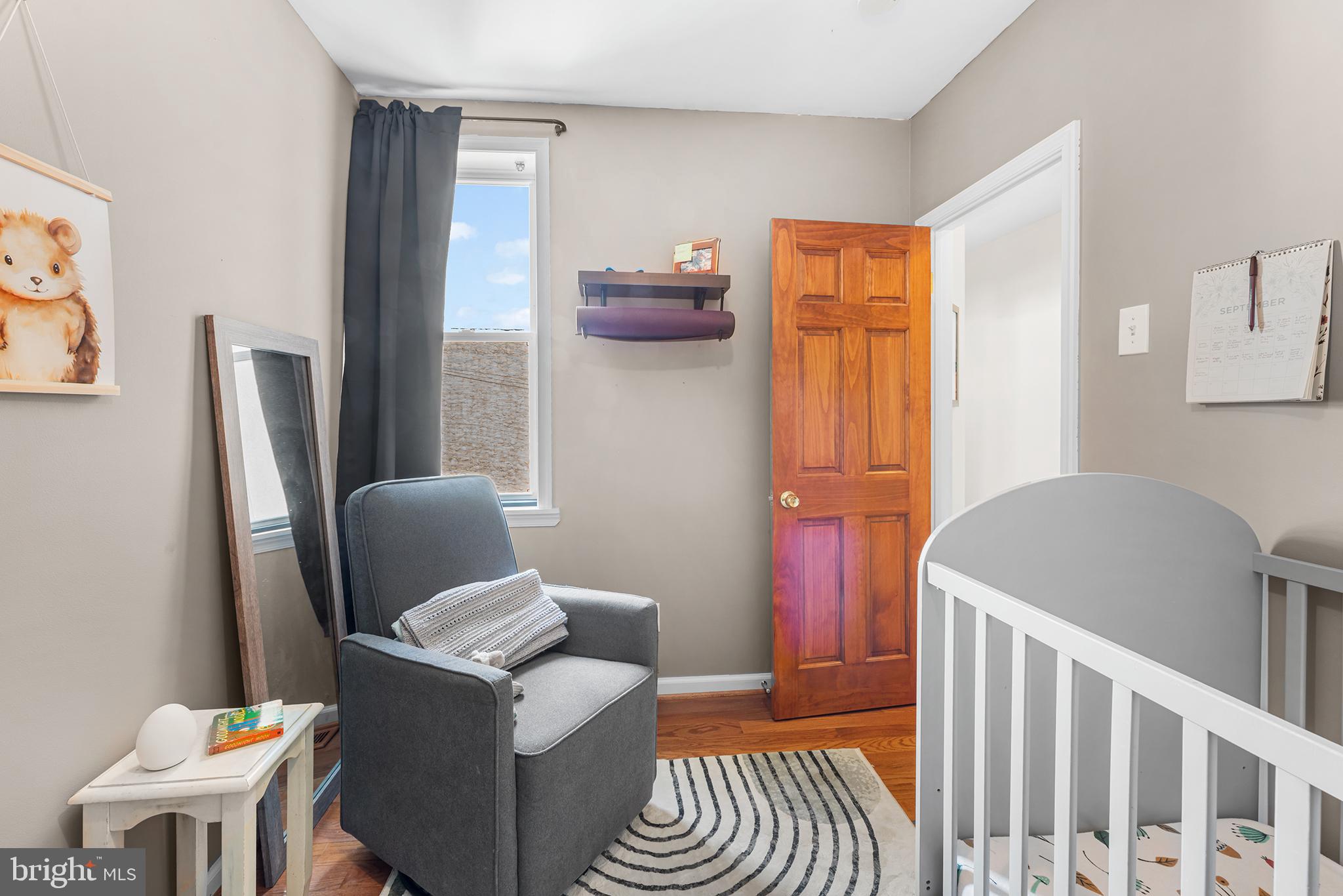 2605 E WESTMORELAND STREET