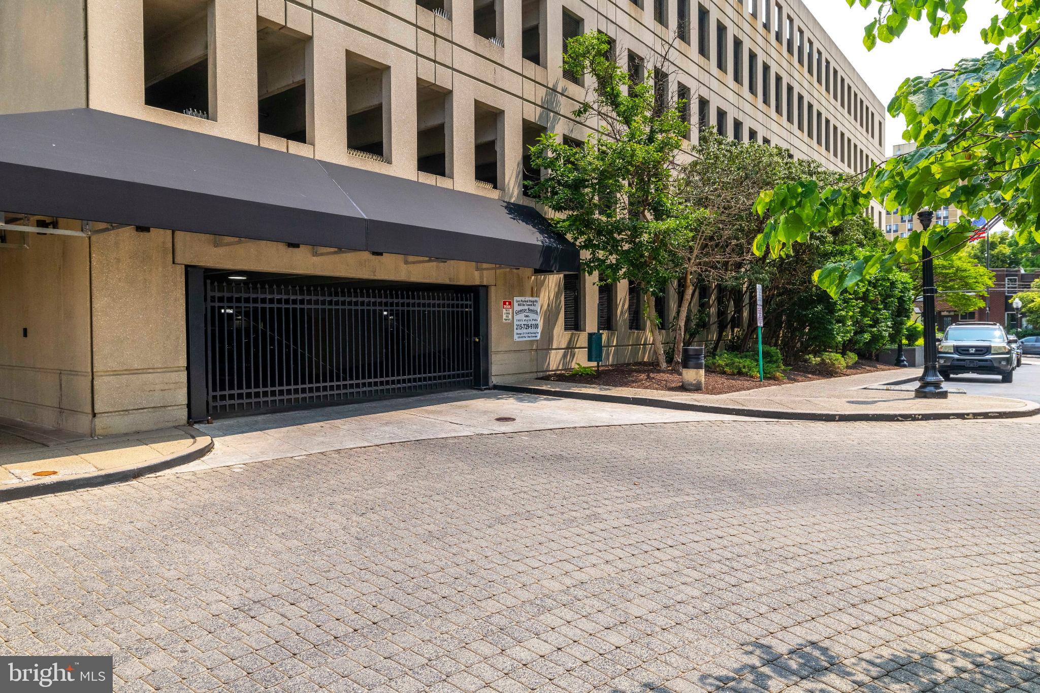 2001 HAMILTON STREET 1119