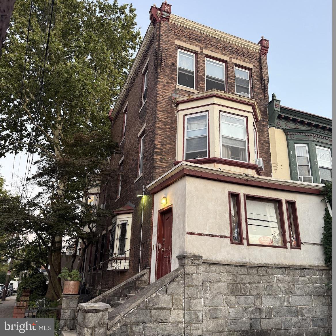 5000 FLORENCE AVENUE