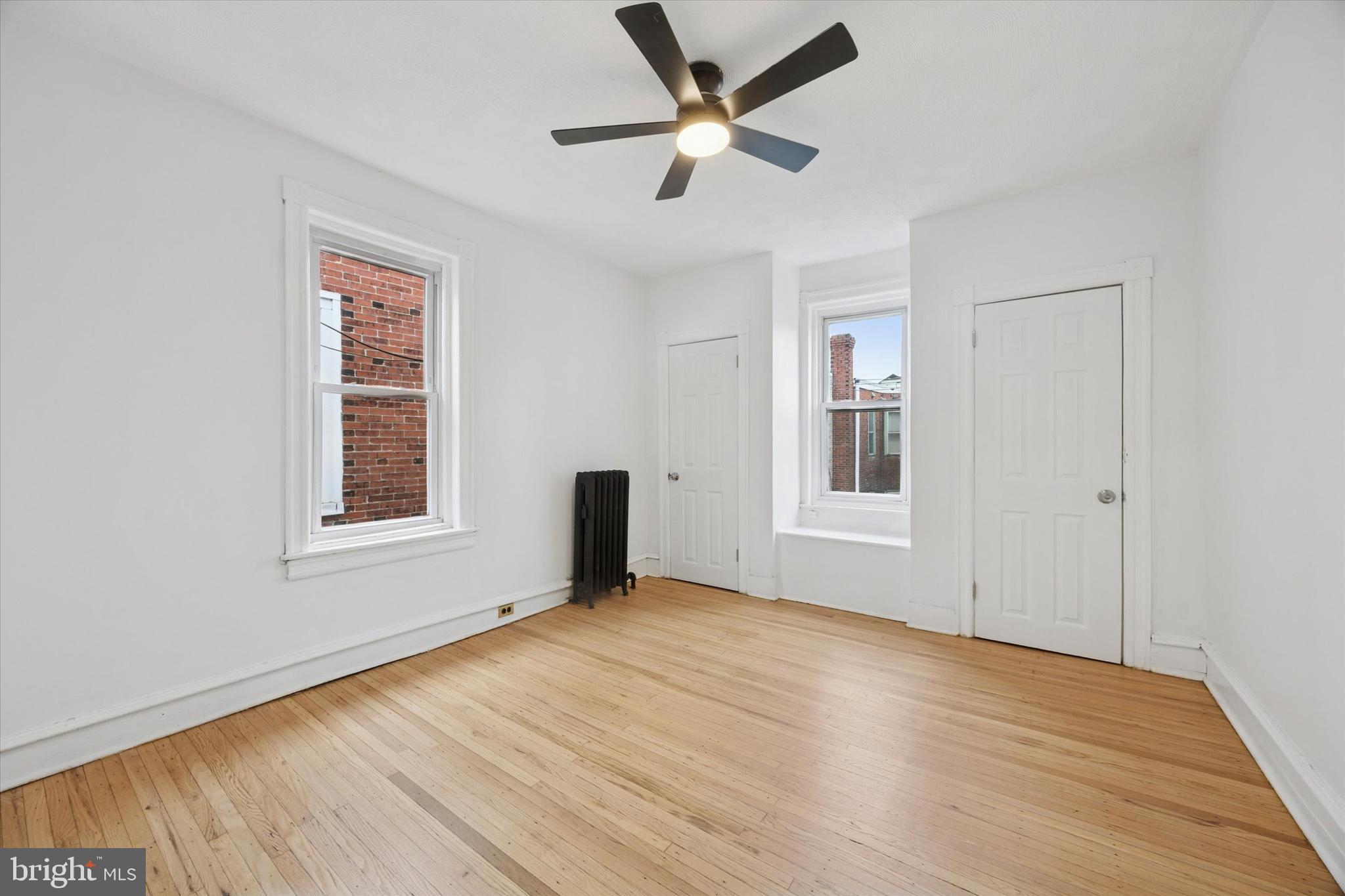 5754 LARCHWOOD AVENUE